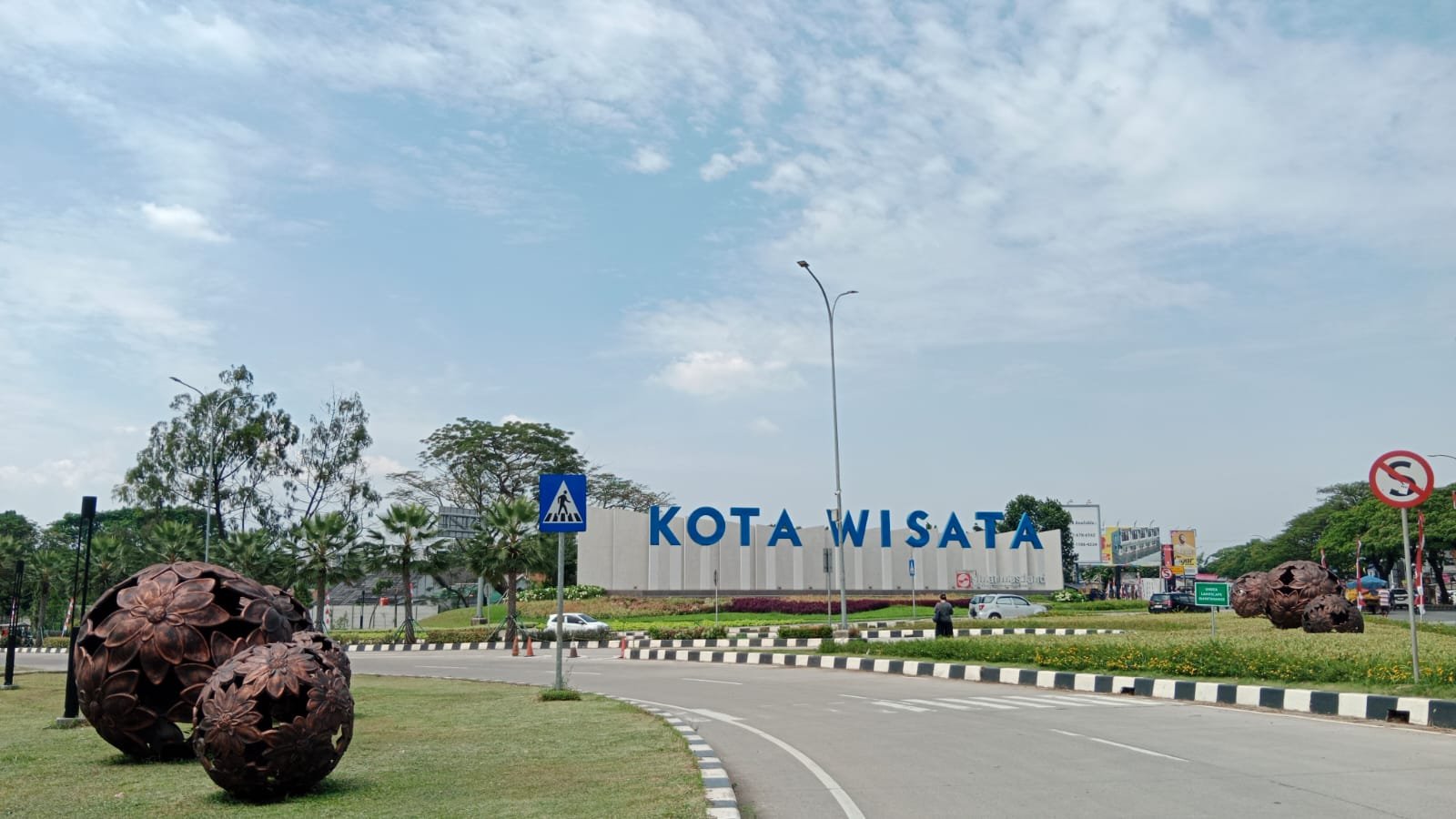 Pendapatan Usaha BSDE Turun 26 Persen