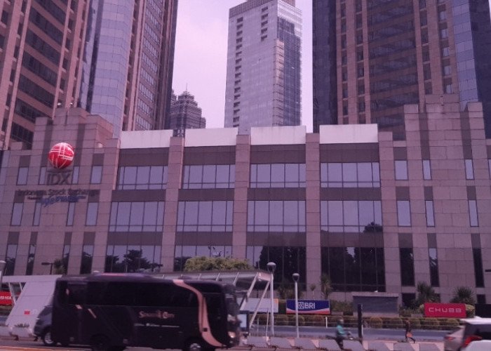IHSG Sesi I Anjlok 1,30% ke Level 5.031, Sektor Bahan Baku Tertekan Paling Dalam