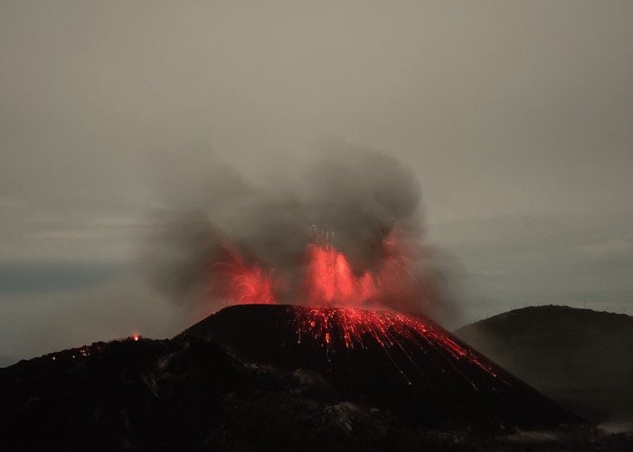 Waspada! 5 Gunung Api di Indonesia Berstatus Siaga