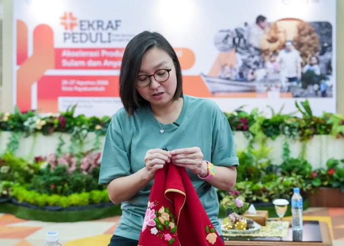 Anyam Sulam Payakumbuh Didorong Kembali Bangkit